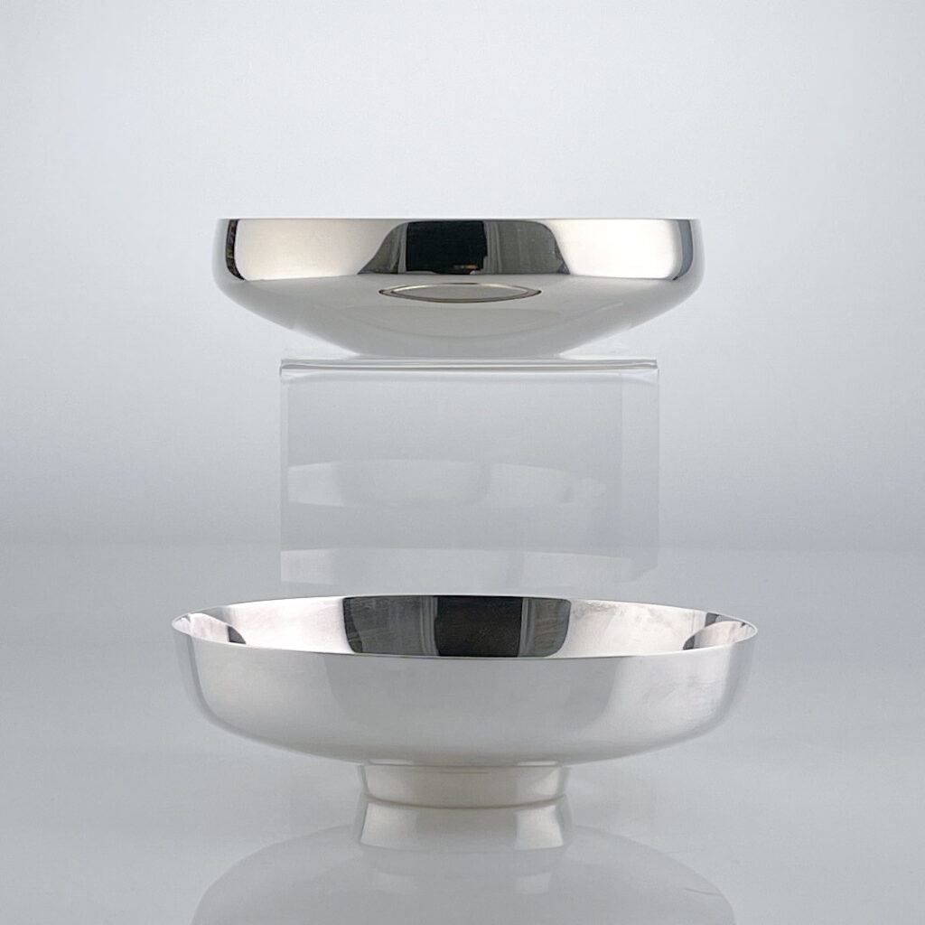 Henning Koppel - Two Sterling silver bowls, model 1131B and 1132B - Georg Jensen, Denmark circa 1965