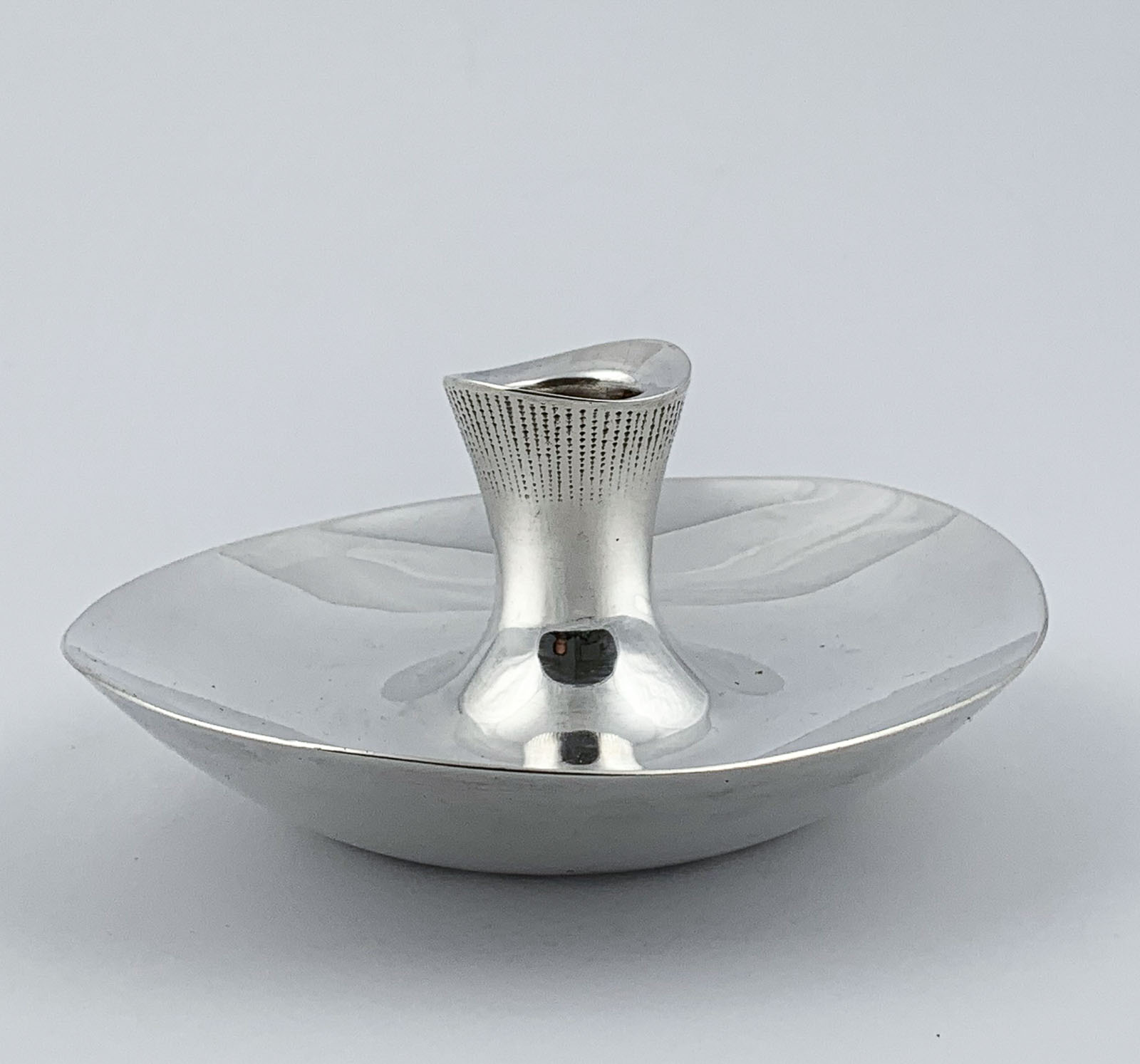 Tapio Wirkkala - Boatshaped silver candlestick - Hopeatehdas Finland 1959