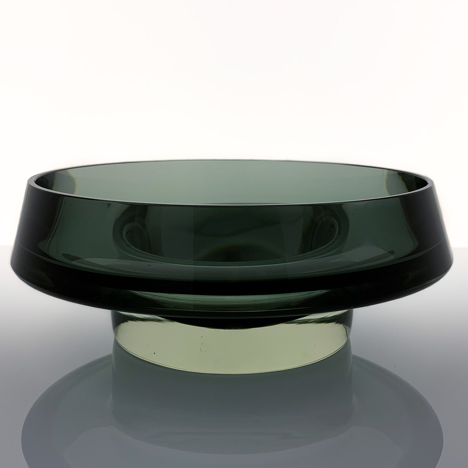 Kaj Franck - Large green and clear glass art-object, model KF 261 - Nuutajärvi-Notsjö Finland, 1961