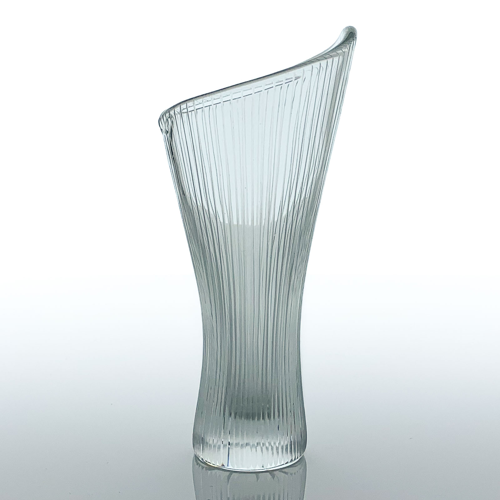 Tapio Wirkkala - Crystal, line cut art-object, model 3550 - Iittala Finland 1954