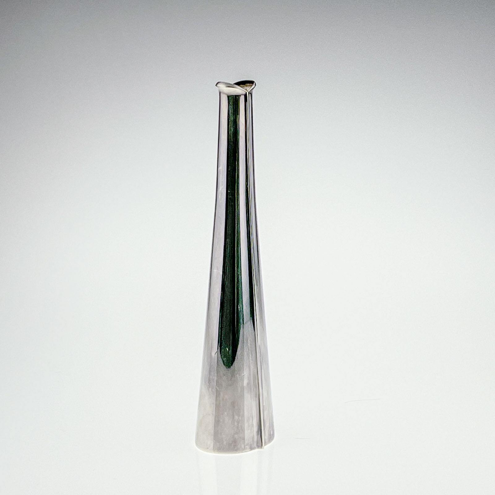 Tapio Wirkkala - A Sterling Silver flowervase - Kultakeskus, Finland 1962