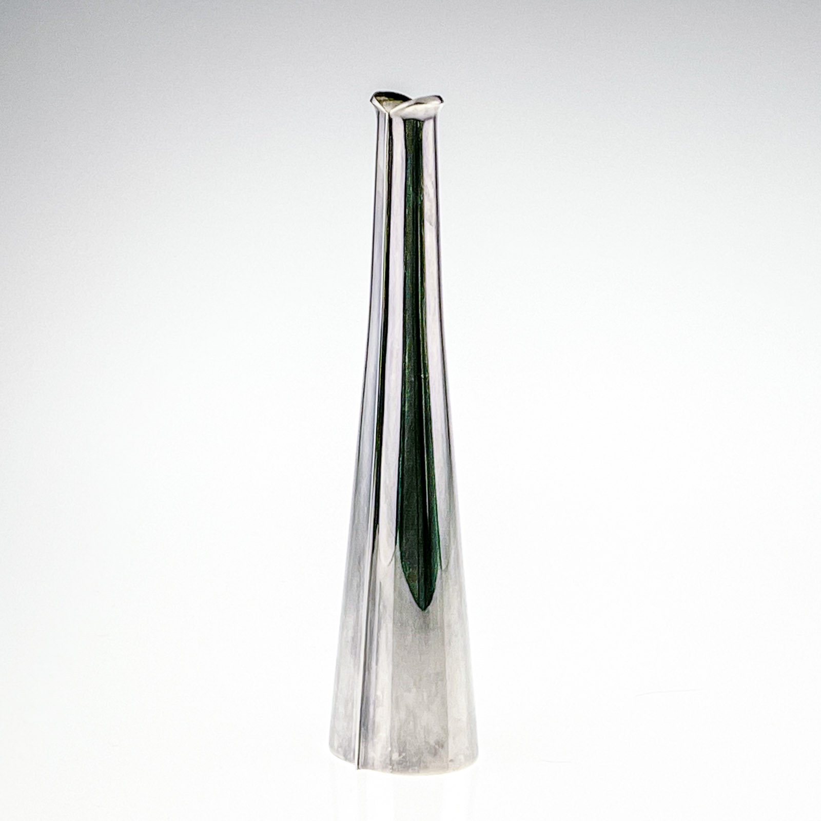 Tapio Wirkkala - A Sterling Silver flowervase - Kultakeskus, Finland 1962