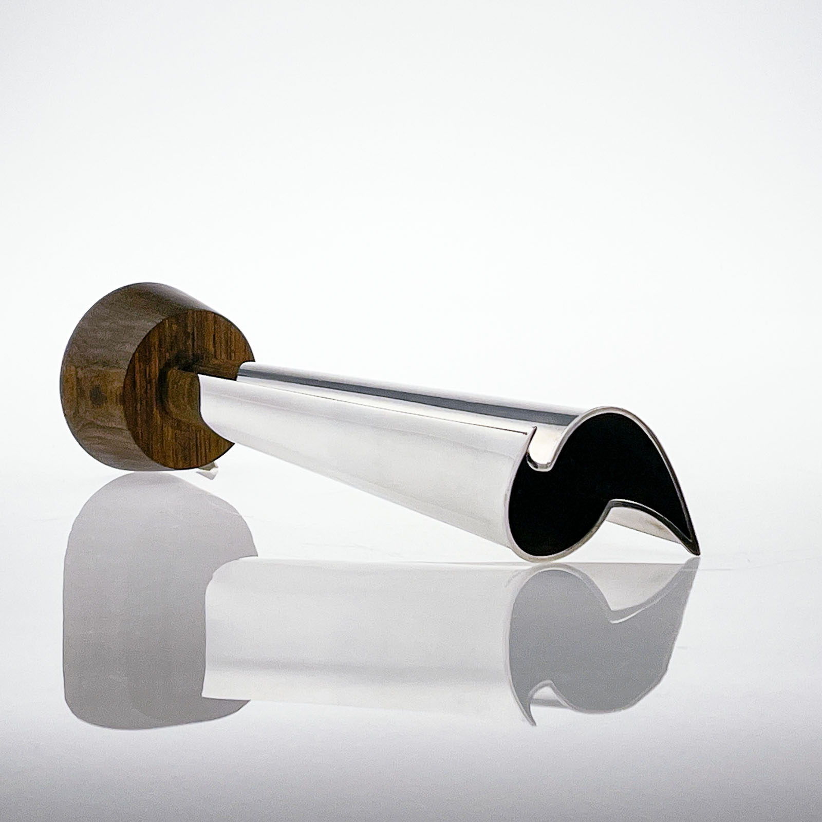 Tapio Wirkkala Liekki HtO Van Kerkhoff Art-10 Tapio Wirkkala - Sterling Silver Art-object "Liekki", Model TW 228 - Kultakeskus, Finland 1966 - Handmade to Order