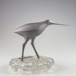 Tapio Wirkkala - "Suokurppa", a sculpture of a bird on a glass stand, model TW 513 - Handmade to order by Kultakeskus Oy, Finland 1984