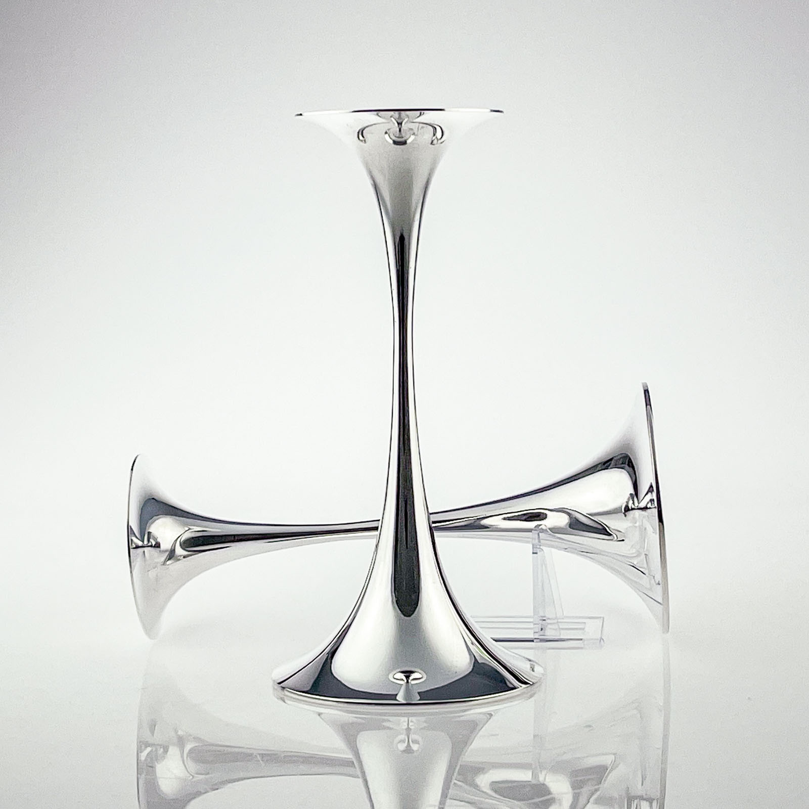 Tapio Wirkkala - A largest size pair of silver “Trumpetti” candlesticks, model TW 284 - Kultakeskus Finland, 1982