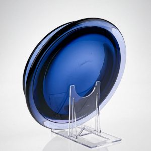 Tapio Wirkkala - A Neosin coloured glass art-object / dish, Model 3320 - Iittala, Finland circa 1967