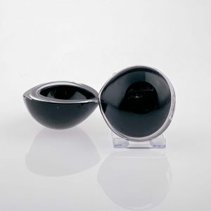 Kaj Franck - Two clear and black glass art-objects "Kastanja" (Chestnut), model KF211 - Nuutajärvi-Notsjö Finland circa 1965