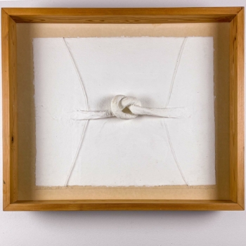 Shinkichi Tajiri – “Overhand Knot no. 2” 1986 – papier-mâché / cotton on paper, original frame