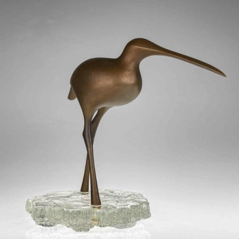 Tapio Wirkkala – A bronze sculpture of a bird “Suokurppa” on a glass stand, model TW513 – Kultakeskus / Iittala, Finland ca. 1975