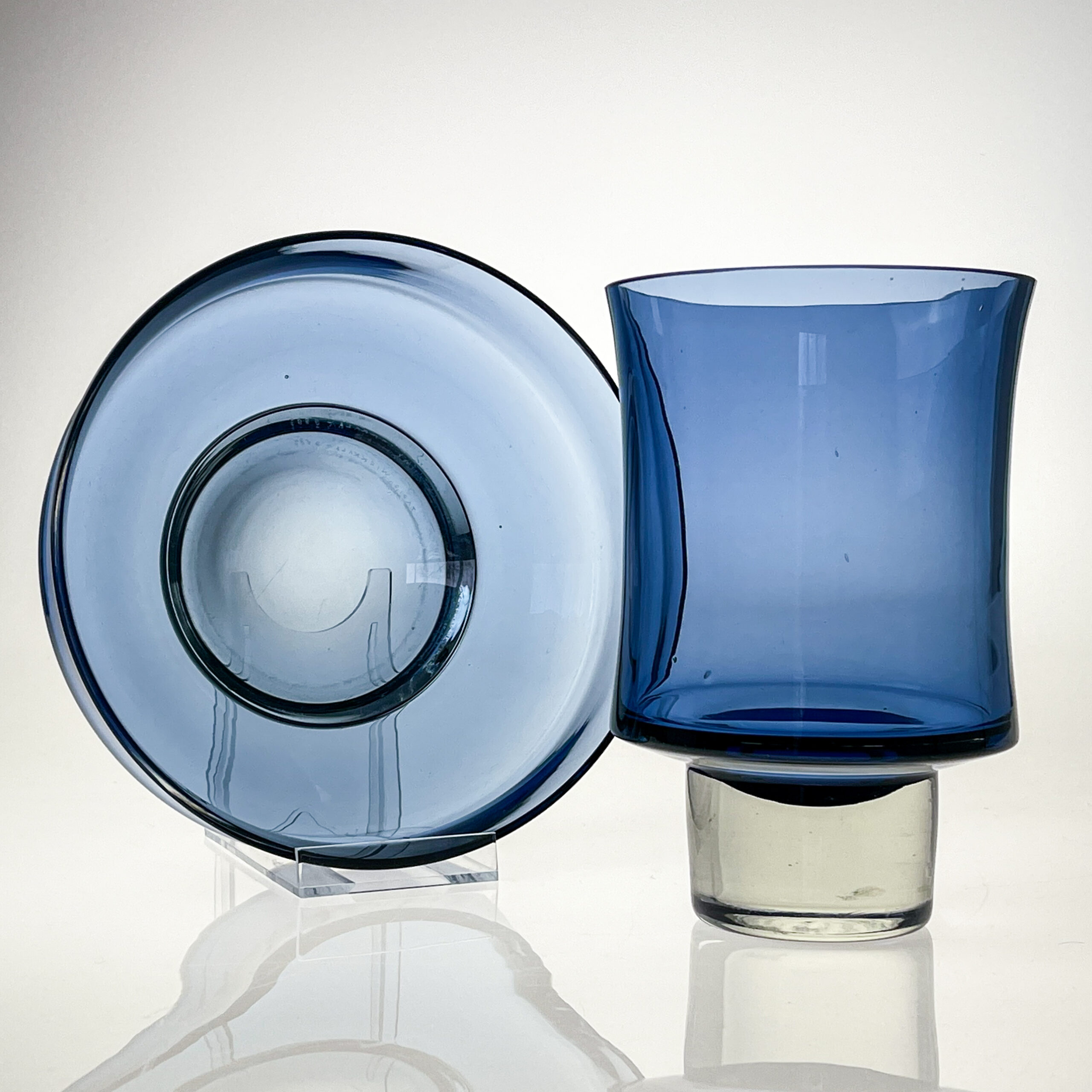 Tapio Wirkkala - A set of two Art-objects, model 3587 & 3589 - Iittala, Finland circa 1965