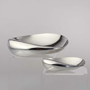 Tapio Wirkkala - A set of two sizes Sterling silver "Lieve" bowls - Kultakeskus, Finland 1955 & 1956
