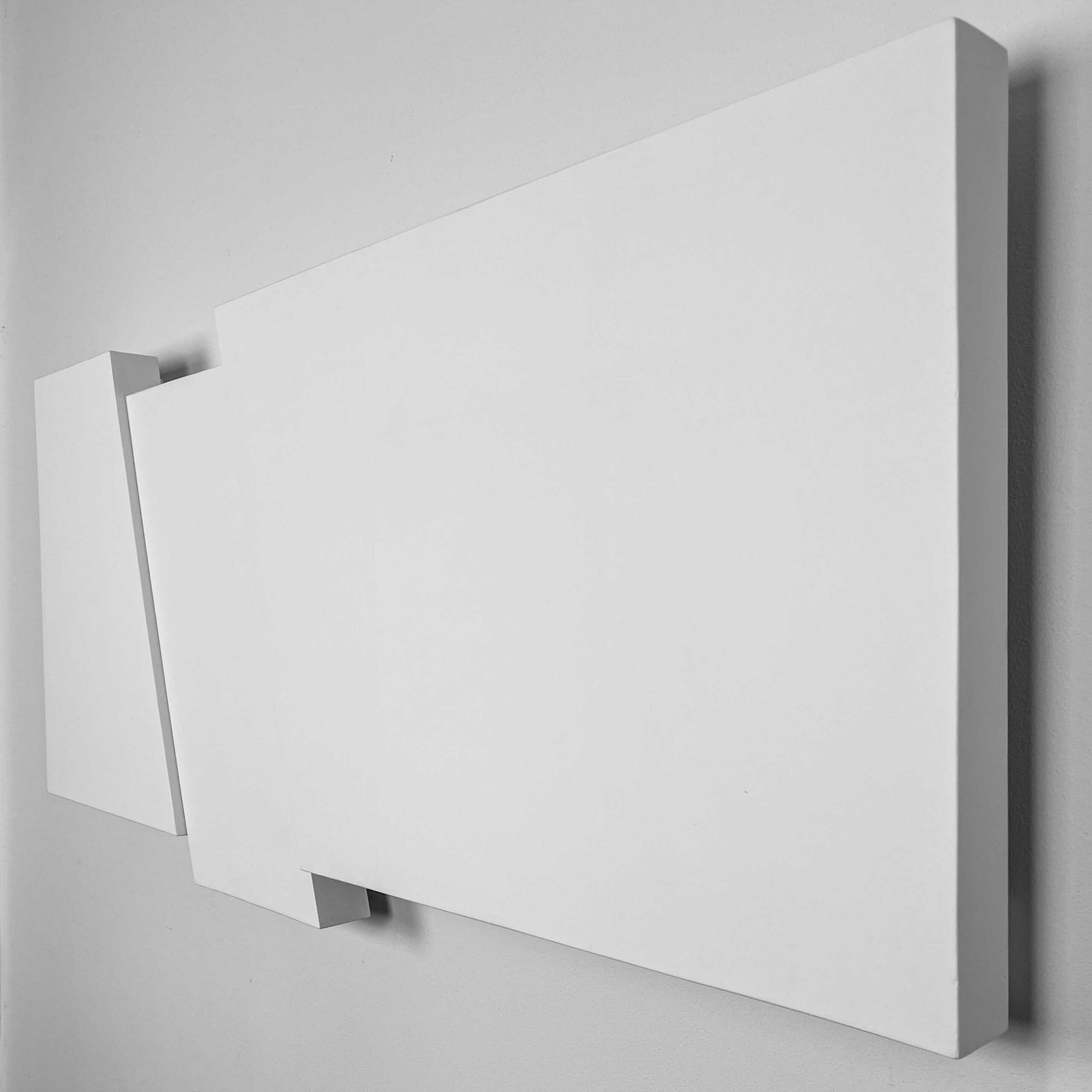 Lars-Erik Falk - "Relief in white no. 63", 1981 - painted wood and multiplex - Van Kerkhoff Art