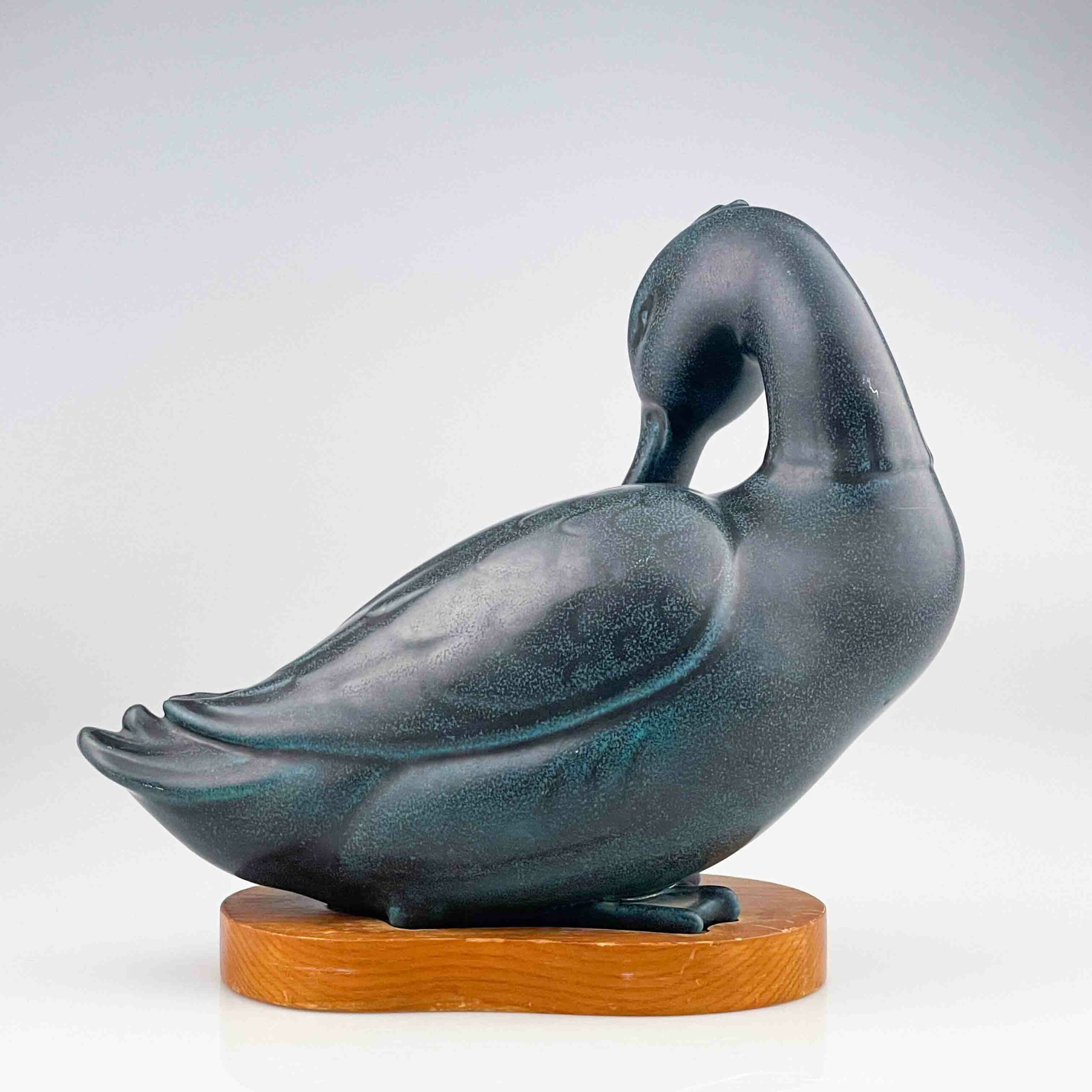 Gunnar Nylund - A glazed stoneware sculpture of a Duck - Rörstrand Sweden before 1951