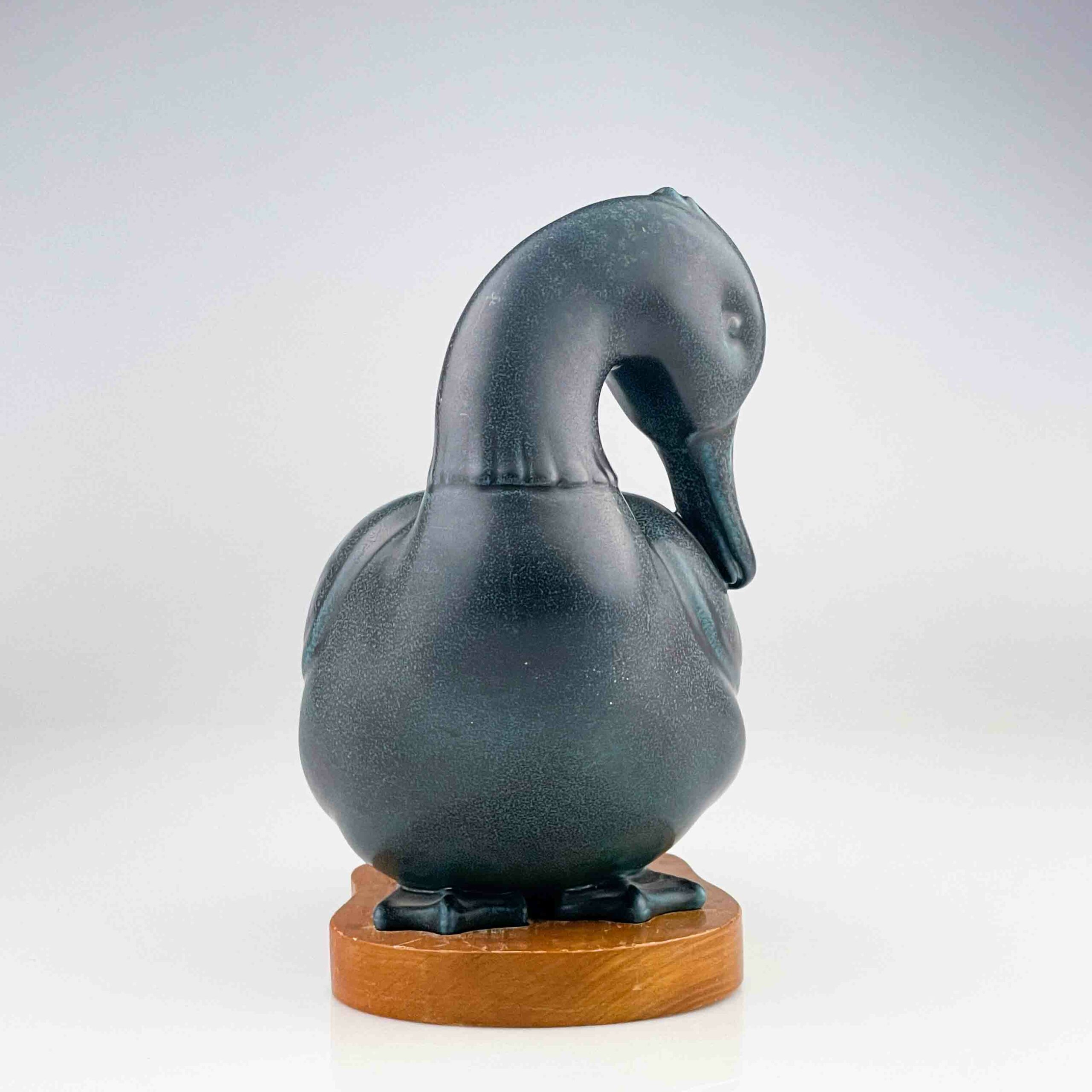 Gunnar Nylund - A glazed stoneware sculpture of a Duck - Rörstrand Sweden before 1951