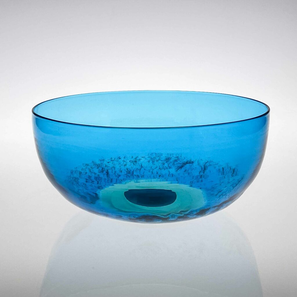 Tapio Wirkkala - Glass art-object / bowl, model 531.1M - Venini, Italy circa 1970