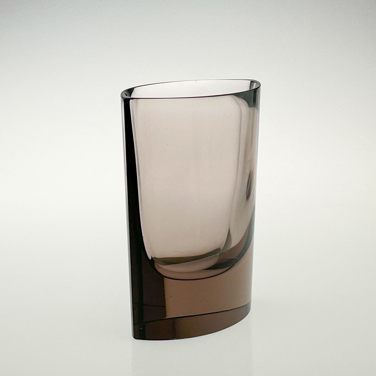 Kaj Franck - Scandinavian Modern pink art glass object / vase, model N407 - Nuutajärvi-Notsjö Finland, 1967