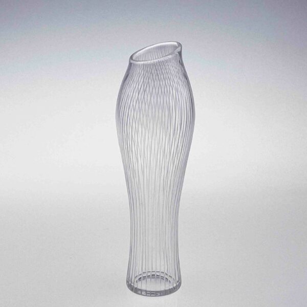 Tapio Wirkkala - Scandinavian Modern, line cut crystal Art-object "Foal's Foot", model 3215 - Iittala Finland circa 1955