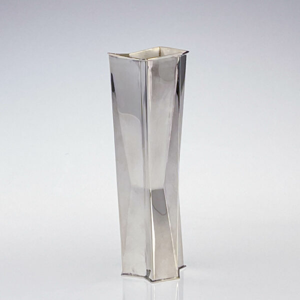 Tapio Wirkkala - Scandinavian Modern silver vase, model TW226, Handmade to Order - Kultakeskus, Finland 1985