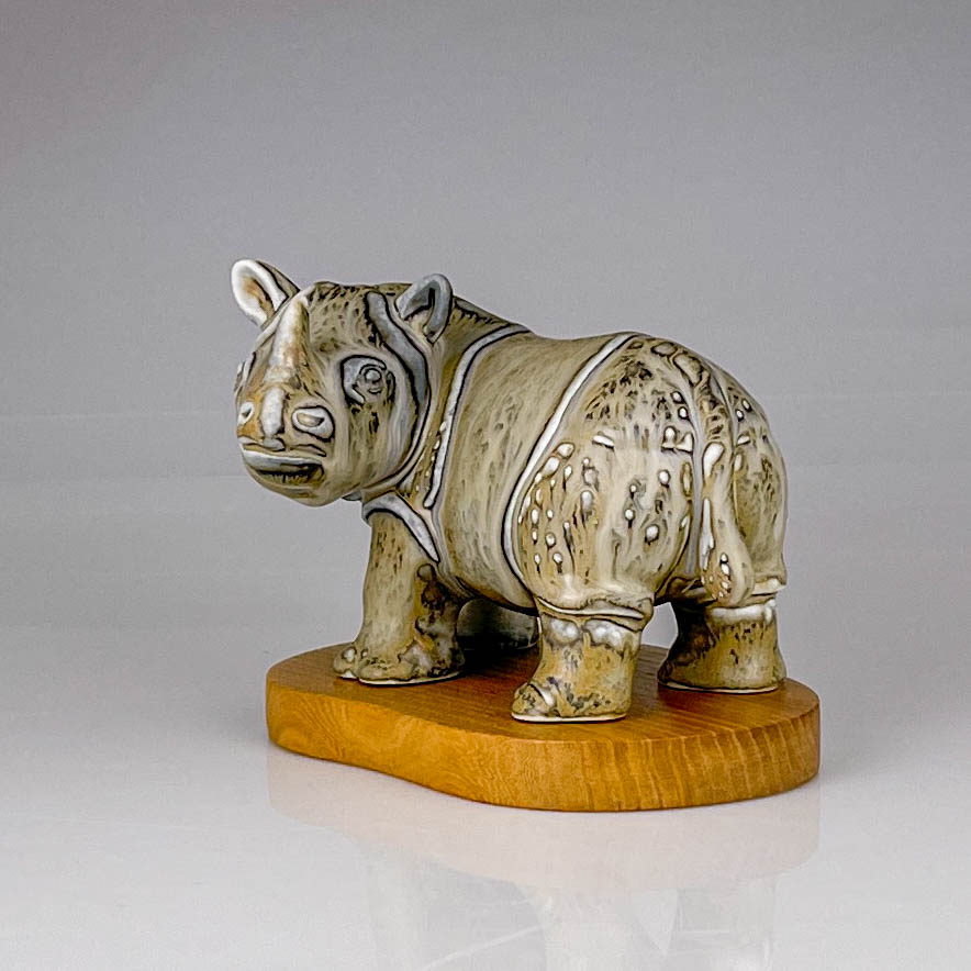 Gunnar Nylund - A glazed stoneware sculpture of a Rhinoceros - Rörstrand Sweden, ca. 1955