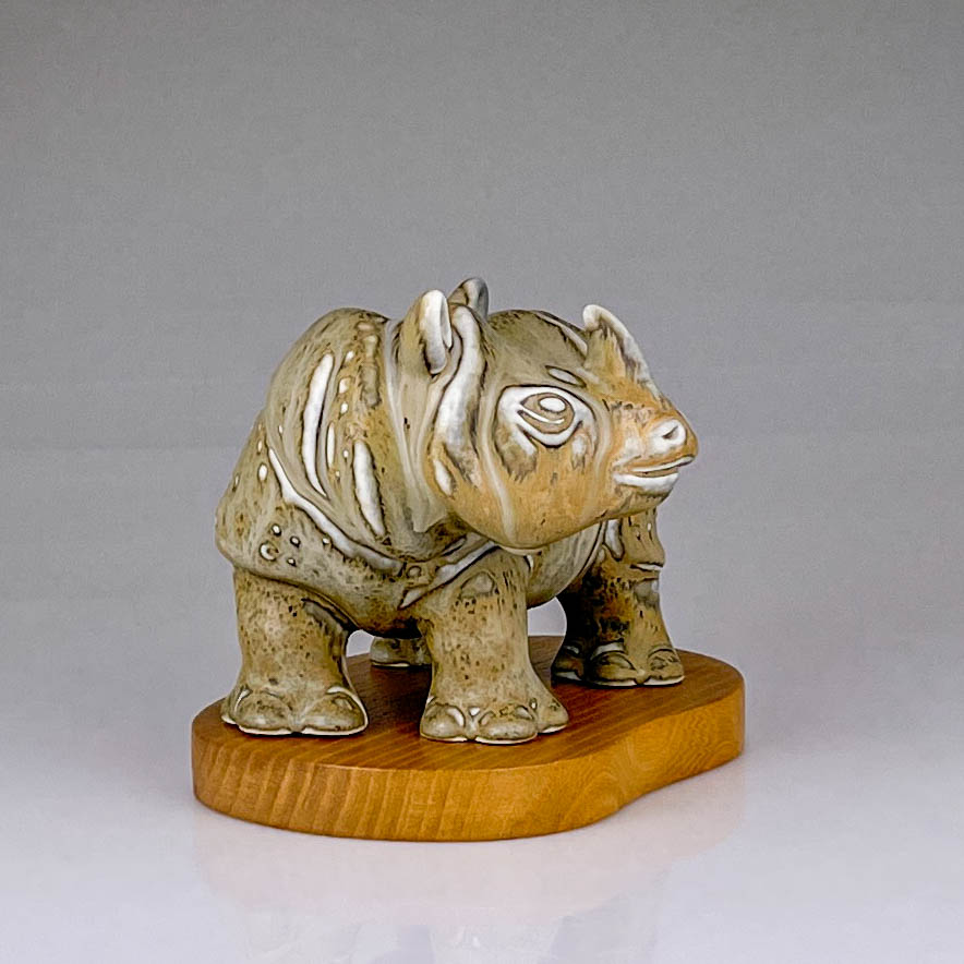 Gunnar Nylund - A glazed stoneware sculpture of a Rhinoceros - Rörstrand Sweden, ca. 1955