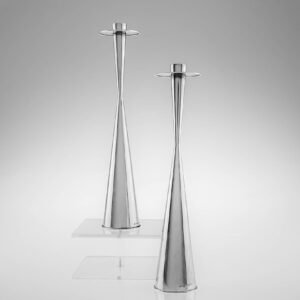 Tapio Wirkkala - A pair of Scandinavian Modern silver candlesticks, model TW 189 - Kultakeskus, Finland 1964 & 1965