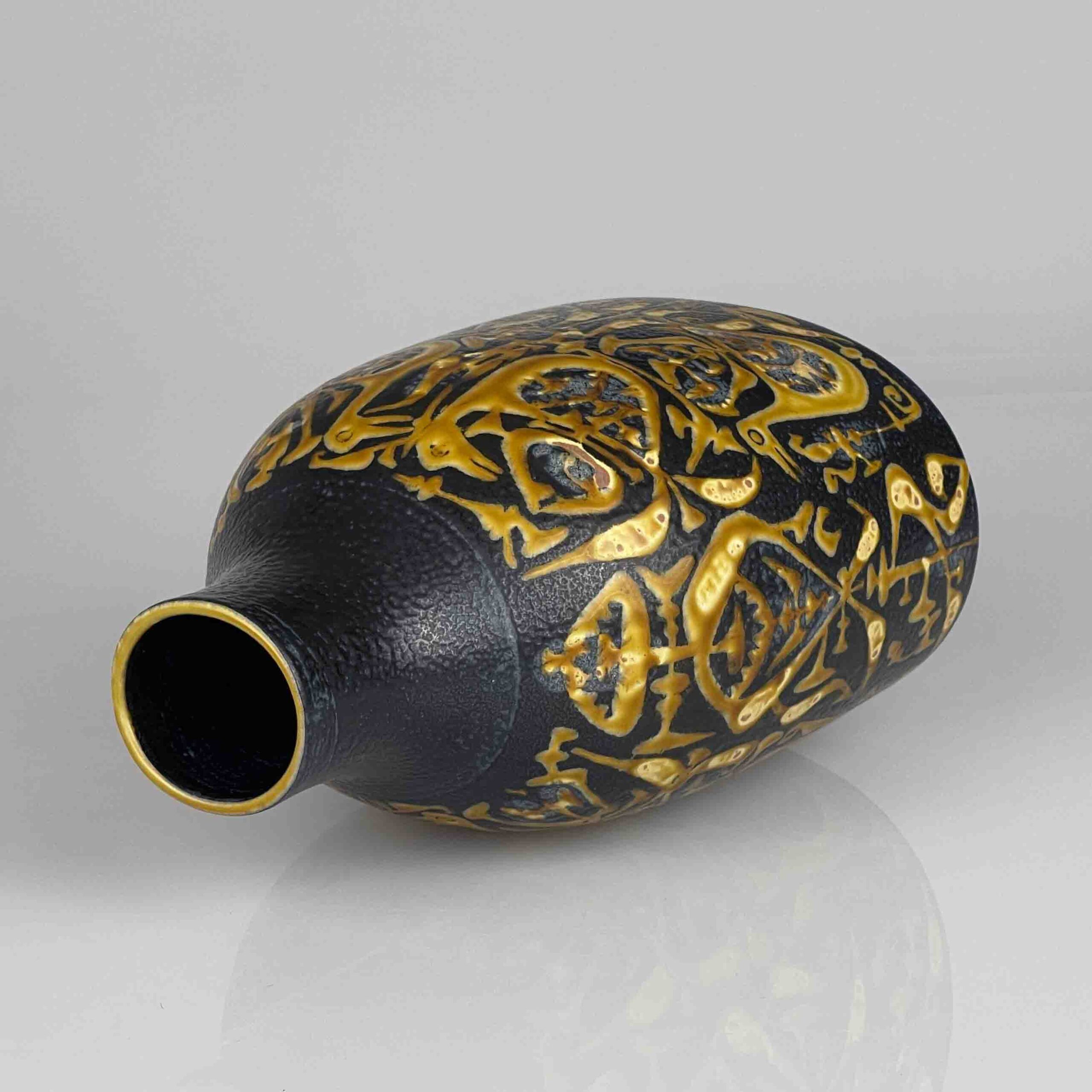 Nils Thorsson - A glazed stoneware "Baca" vase - Aluminia, Denmark ca. 1965