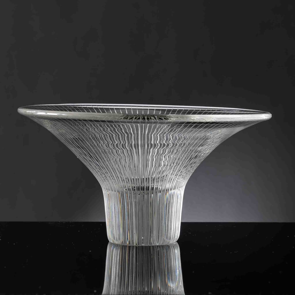 Tapio Wirkkala – Scandinavian Modern, line cut crystal Art-object, model 3138 – Iittala Finland ca 1950
