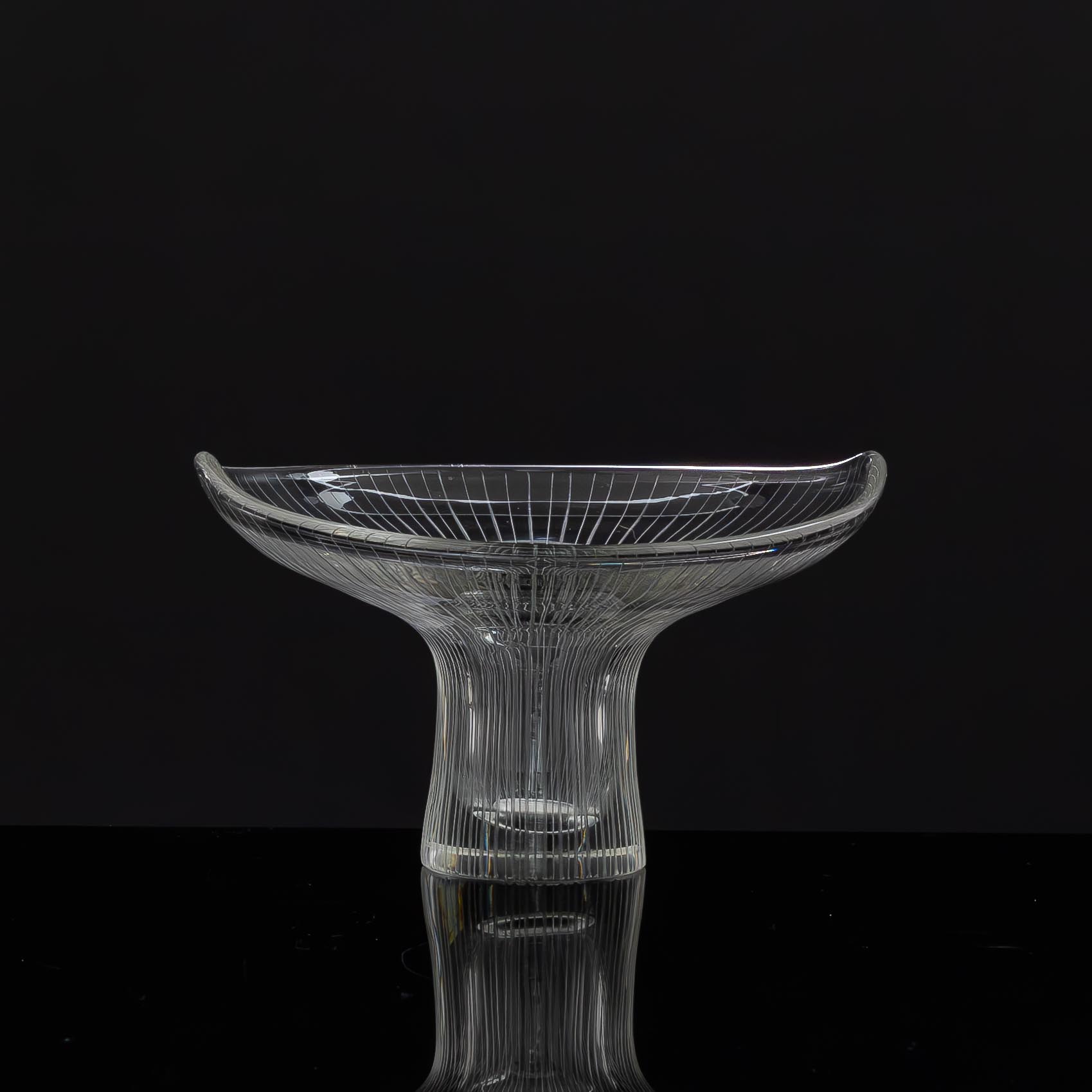 Tapio Wirkkala - Scandinavian Modern, line cut crystal Art-object, model 3523, complete set - Iittala Finland ca 1958
