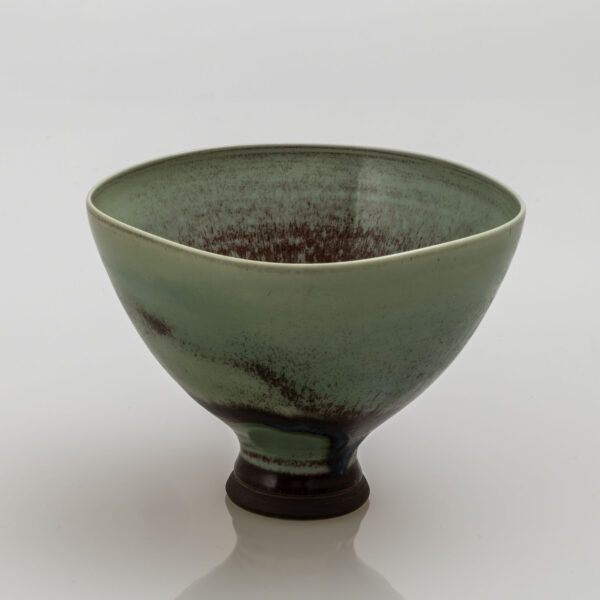 Berndt Friberg - A unique glazed stoneware footed angled bowl - Gustavsberg Sweden 1953